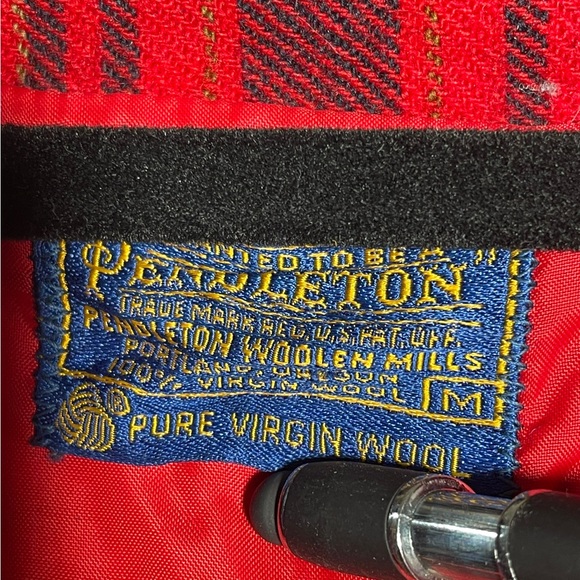 80s Pendleton Sweater - Picture 3 of 9